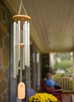 WoodstockChimes.jpg - 17566 Bytes