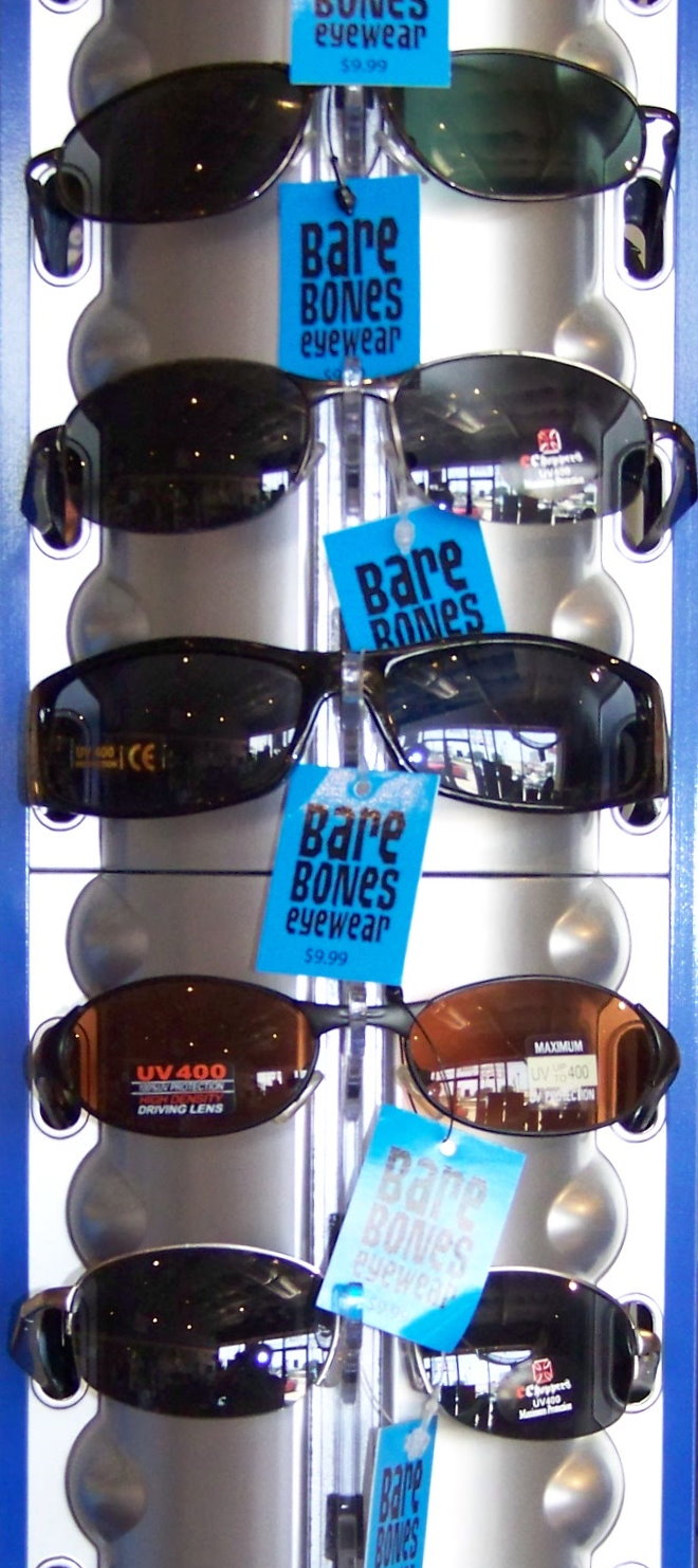 sunglasses1.jpg - 200898 Bytes